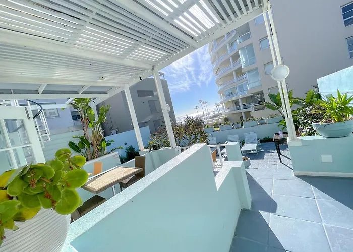 Amoris Guest House-Sea Point