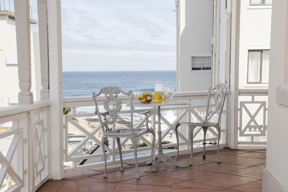 Amoris Guest House-sea Point Guest house Cape Town