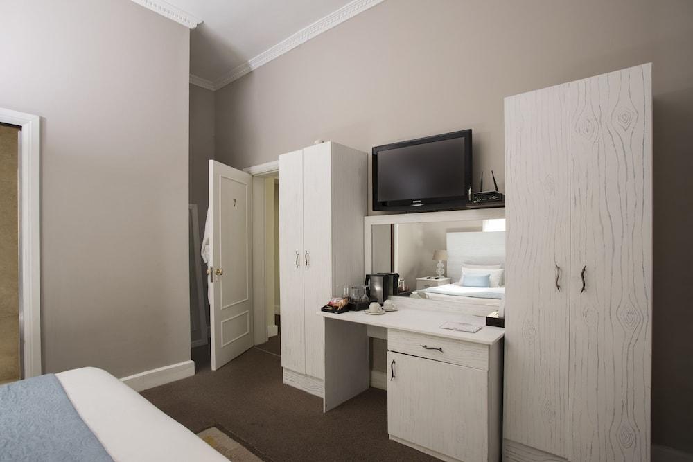 Amoris Guest House-sea Point 3*
