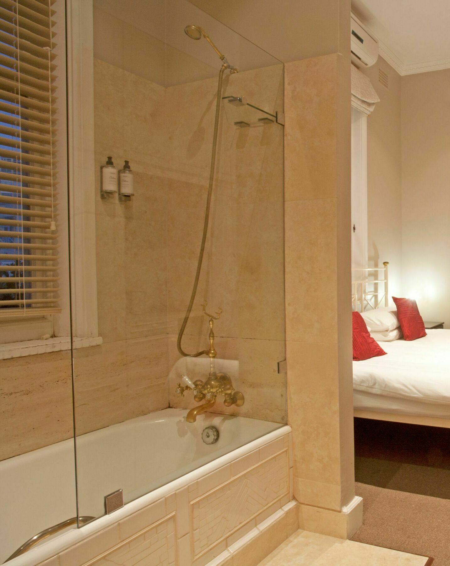 Guest house Amoris Guest House-sea Point Cape Town