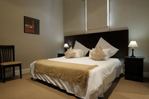 Amoris Guest House-sea Point Guest house Cape Town